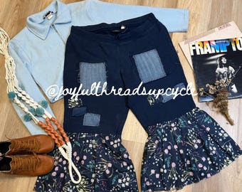 Bloomer Prairie Cottagecore - Denim recyclé et volants floraux - Pantalon de survêtement en patchwork retravaillé - Boho Cottagecore