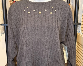 Pull vintage court recyclé, maille ornée de perles, pull romantique cottagecore, pull retravaillé