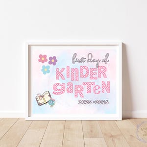 Cartello &quot;Primo giorno di scuola materna&quot; per bambina / Foto ricordo stampabile rosa per il ritorno a scuola / Cartello per l&#39;anno scolastico 2025-2026