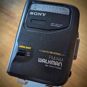 Sony Walkman WM-FX303 Cassette AM/FM with Mega Bass and Auto-Reverse