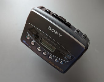Sony Walkman WM-FX451 Portable Cassette Player with FM/AM Radio