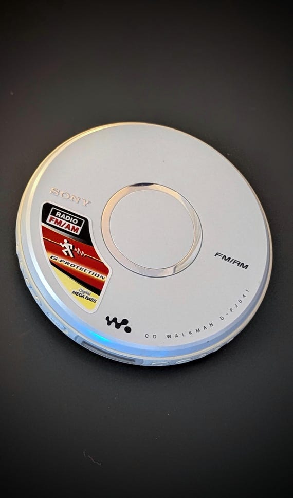 Amazon.com: Sony D-FJ003 CD Walkman with AM/FM Tuner (Black