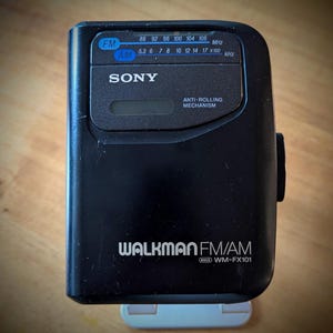 Vintage Sony Walkman WM-FX101 Cassette AM/FM Player