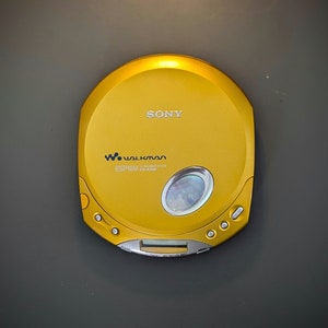 Vintage Sony CD Walkman D-E350 | Portable Discman Player | Gold