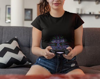 Camiseta "Code and Conquer", divertida camiseta con estampado técnico de programación, regalo unisex para desarrolladores, programadores e ingenieros de software.