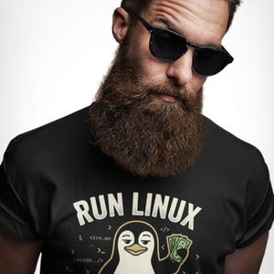 Run Linux Get Money T-Shirt, Funny Linux Penguin Street Style Graphic Tee, Unisex Bold Gift for Linux Users and Developers