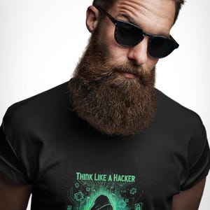 Tänk som en hacker unisex t-shirt, cybersäkerhetsgrafiktröja, etisk hackinggåva, tekniknördprogrammerarekläder
