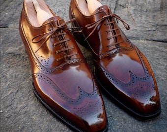 Zapatos de hombre hechos a mano a medida de color marrón de cuero genuino con cordones y punta de ala Brogues Oxfords