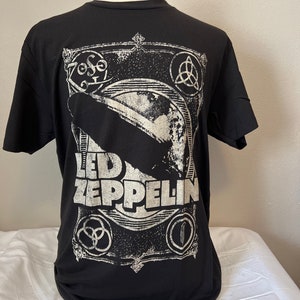 Zeppelin’s blimp Vintage print rock band shirt