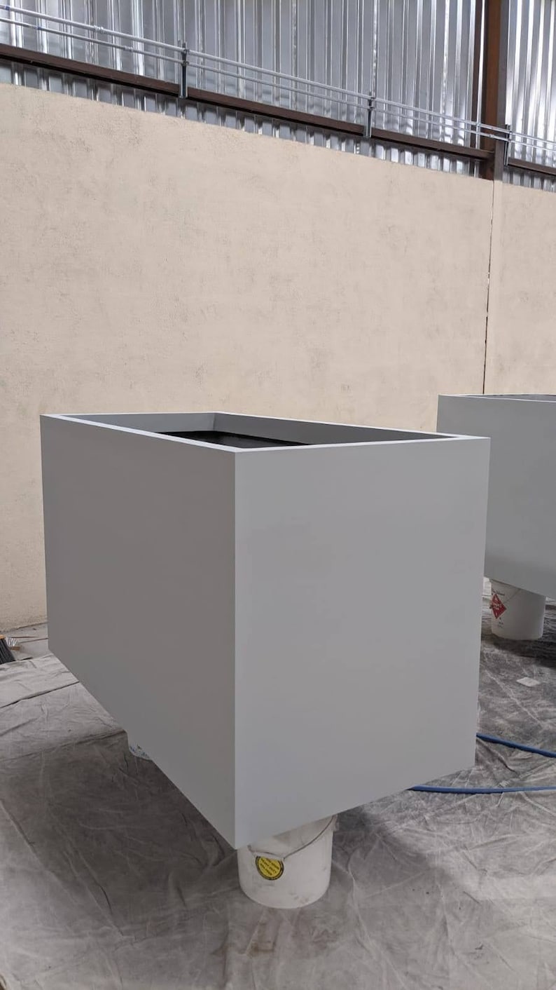 TCDPlanters Fiberglass Planter - Thumbnail 5