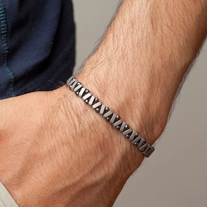 Handcrafted Zigzag Hematite Bracelet for Men - Unique Magnetic Healing Jewelry, Matte Silver, Best Anniversary Gift, Men&#39;s accessories