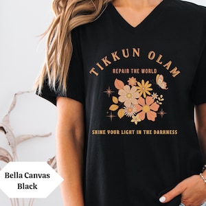 Tikkun Olam T-Shirt mit V-Ausschnitt Bin Yisrael Chai Shirt Unterstützung Israel Shirt Jüdisches Shirt Stehen Sie mit Israel Shirt Jüdisches TShirt Hebräisches Shirt