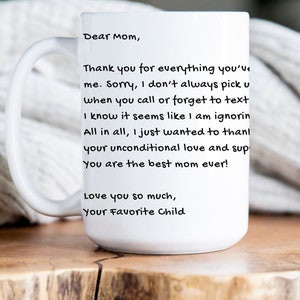 Canecas de mãe da caneca de cerâmica infantil favorita de 15 onças, caneca divertida e amorosa para mães, carta de amor para mães com risadas, presente para mães