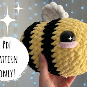 Cute Crochet Bee PATTERN for Beginners | Jumbo Bee Plushie | Easy Beginner Crochet Project