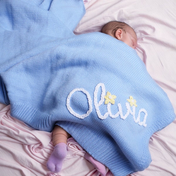 Personalized Hand Embroidered Knit Baby Blanket With Name,Stroller Blanket,Monogrammed Newborn Baby Gift,Baby Shower Gift