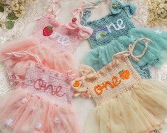 Benutzerdefinierter Name Baby Tutu Kleid, personalisierter handbestickter Geburtstags-Baby-Strampler, Cake Smash Outfit, Geschenk zum ersten Geburtstag, Baby-Dusche-Geschenk