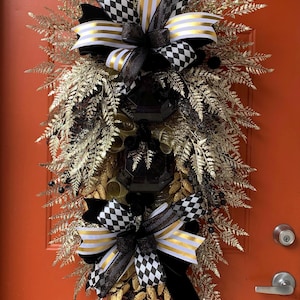 Black And Gold Elegant Swag, Front Door Decor, Front Porch Decor, Luxurious Swag, Black and Gold Christmas, Black and Gold Wreath, gifts