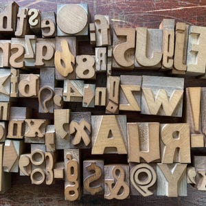 Vintage Holz Letterpress ABC Schriftzug Stempel für Handwerk Vintage Druckerblock Holzblock für Kunstprojekte Wortstempel Vintage Holzart