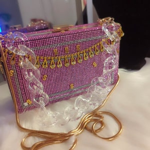 Monedero de acrílico con diamantes de imitación