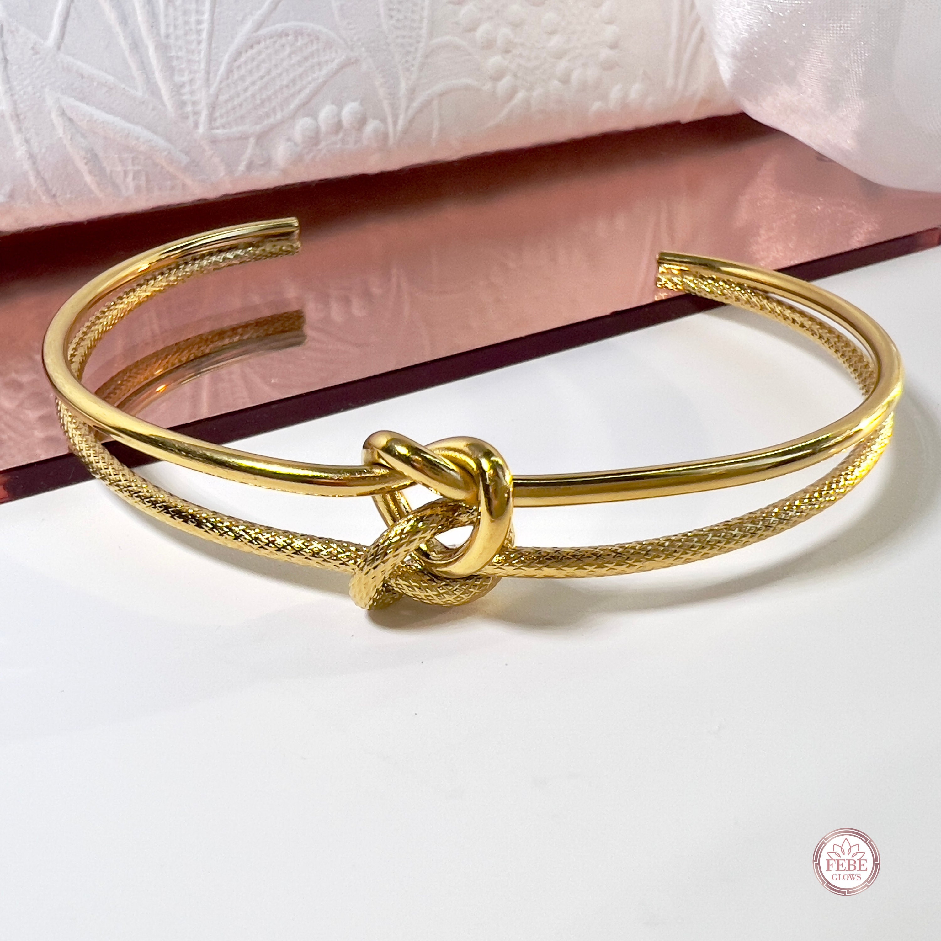 Minimalist Knot Bracelet, Gold Bangle for Women,Friendship Gift, Bridesmaid Jewelry,Dainty Cuff Bracelet, Wedding Gift, Best Friend Bracelet