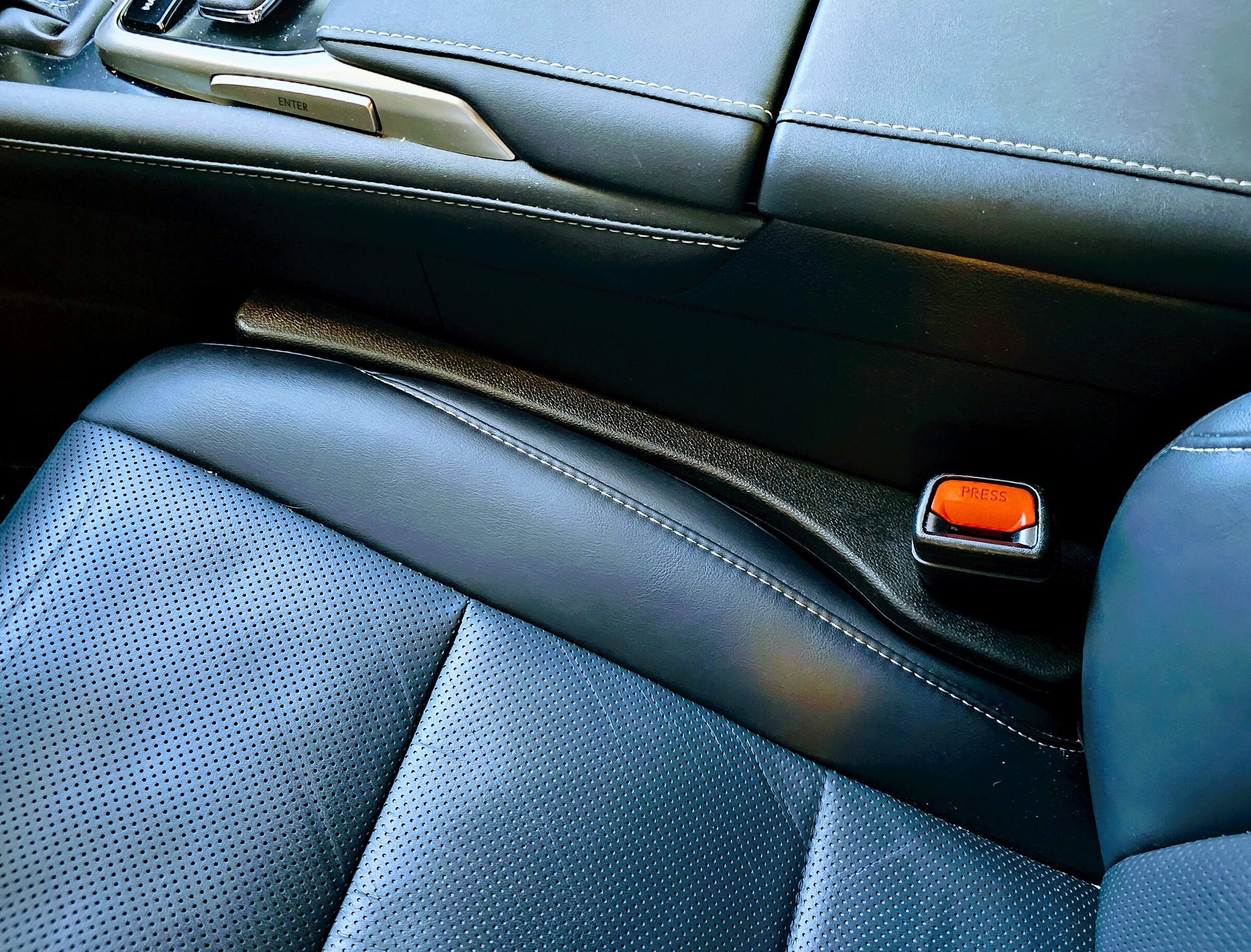 Dual Usb Car Crevice Storage Box Led Ambient Light Seat Gap Slit
