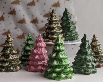 Pequeño árbol de cerámica, decoración hecha a mano, perfecto para el pueblo navideño, regalo único