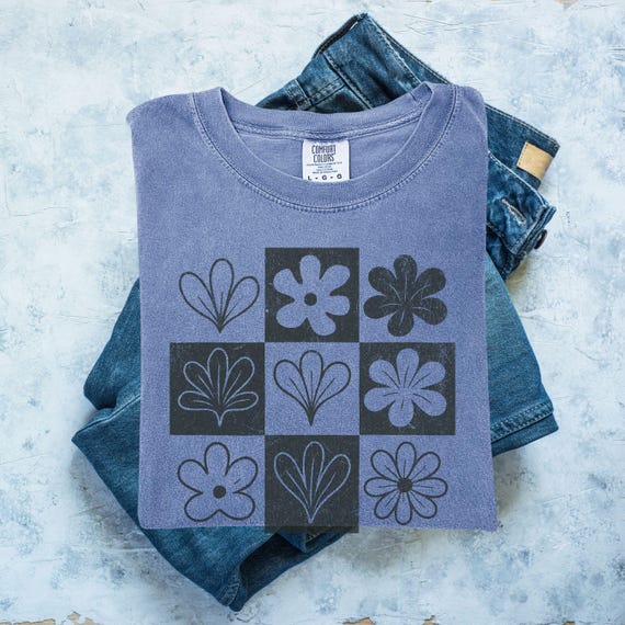 Checkered Flowers Comfort Colors® Shirt, Retro Floral Shirt, Boho Flowers Tshirt, Wildflower Tee, Trendy Oversized Tee, Botanical Shirt Gift