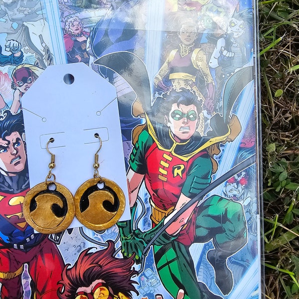 Red Robin Earrings, Superhero Symbol Earrings, Super Hero Symbol Earrings, Super Hero Earings, DC Superhero, Fun Earrings, Batfam, Bat Fam.
