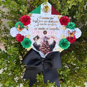 Mexican Flag Graduation Cap Topper Class of 2026