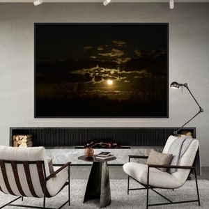 Luz del sol oscura: póster clásico enmarcado en madera y papel semibrillante