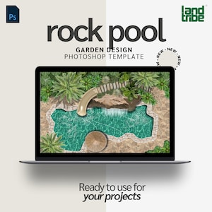 Puede incluir: Una ilustración digital de un diseño de jardín de piscina de roca con un tobogán, una cascada y palmeras. El diseño se muestra en la pantalla de una computadora portátil. El texto "rock pool" y "GARDEN DESIGN PHOTOSHOP TEMPLATE" se muestra encima de la imagen.