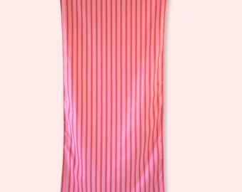 Beach Towel - Quick Dry, Compact & Sand Free - Large (160 x 80cm) - Red Pink Stripes