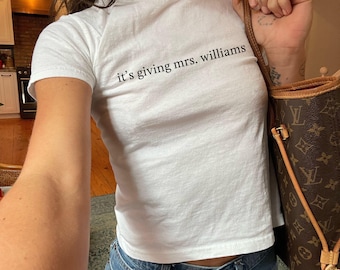 Camiseta personalizada para futura esposa, camiseta corta "It's Giving Mrs", camiseta para novia comprometida, camiseta personalizada para despedida de soltera.