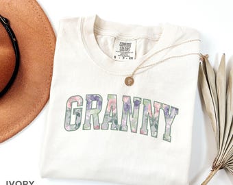 Granny Shirt, Floral Gift for Granny, Comfort Colors® Tshirt for Grandma Announcement Gift, Granny T Shirt, Mothers Day Gift for Grandma