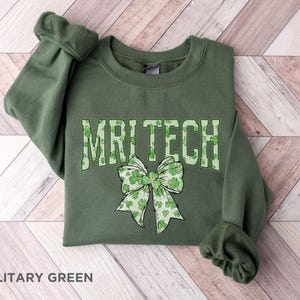 MRI Tech Sweatshirt St Patricks MRI Technologist Shirt, Radiology Sweatshirt, MRI Tech Crewneck, mri tech gift, Radiologic Tech Sweater