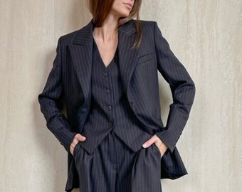 Traje de pantalón de raya diplomática para mujer personalizado: traje de oficina negro de tres piezas
