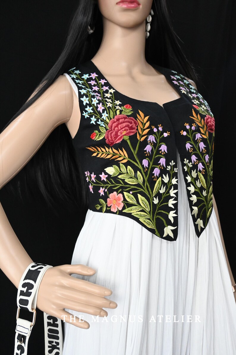 Off White Net Sequins Embroidered Flowy Classic Wedding Wear main image 1