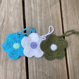 Crochet Flower Pouch