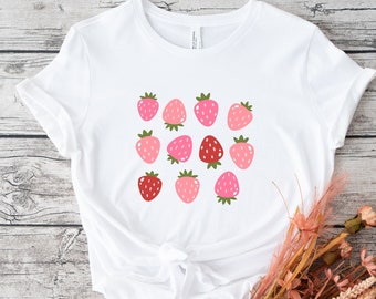 Chemise aux fraises, T-shirt aux fraises, Tee-shirt aux amateurs de fruits, Haut aux baies d’été, Chemise à imprimé fruits, Design aux fraises sucrées, Tee-shirt Garden Party