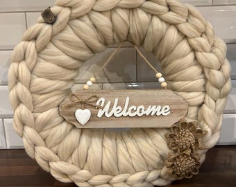Chunky Hand Knit Wreath: Cosy Home Decor (45cm)