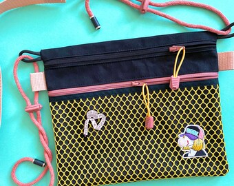 SACOCHE23 - light, sporty shoulder bag with 2 compartments made of dry oilskin and mesh fabric in yellow with a cool bubblegum girl patch