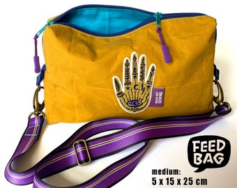 FEEDBAG - pattern & sewing instructions for a bag in three sizes, lined, simple and ingenious!