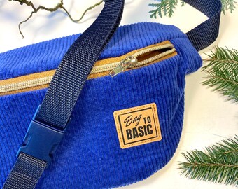 Bum bag/hip bag/crosbody bag in royal blue based on the BASIC BUM BAG pattern made of corduroy fabric with orange lining and cool patches