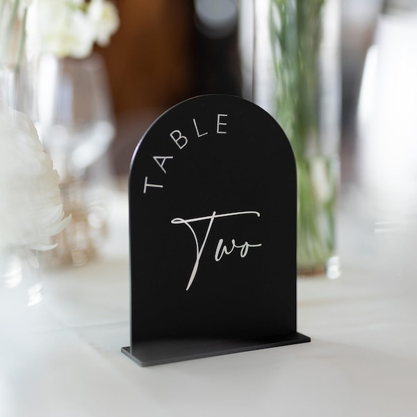 Black Mirrored Arch Wedding Table Numbers  Acrylic Arch Sign with Holder, Table Numbers for Wedding Reception Table Centerpiece Decoration