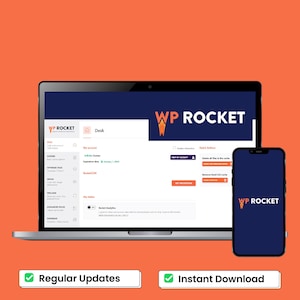 Op de afbeelding: Een laptop en smartphone met het WP Rocket-logo en website-interface tegen een oranje achtergrond. Het laptopscherm toont een gebruikersaccountdashboard. De smartphone weerspiegelt het logo. Tekst onderaan luidt "Regelmatige updates" en "Direct downloaden."