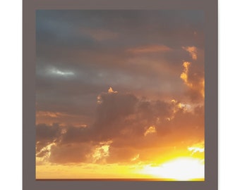 Impresión fotográfica "Fuego en el cielo": Paisaje de nubes al atardecer, decoración del hogar (descarga digital de 50 x 50 cm)