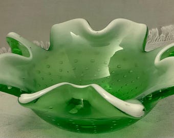 Vintage Murano Green & White Glass Bowl ashtray Bullicante controlled bubbles