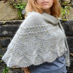 Solveig Shawl Knitting Pattern in English