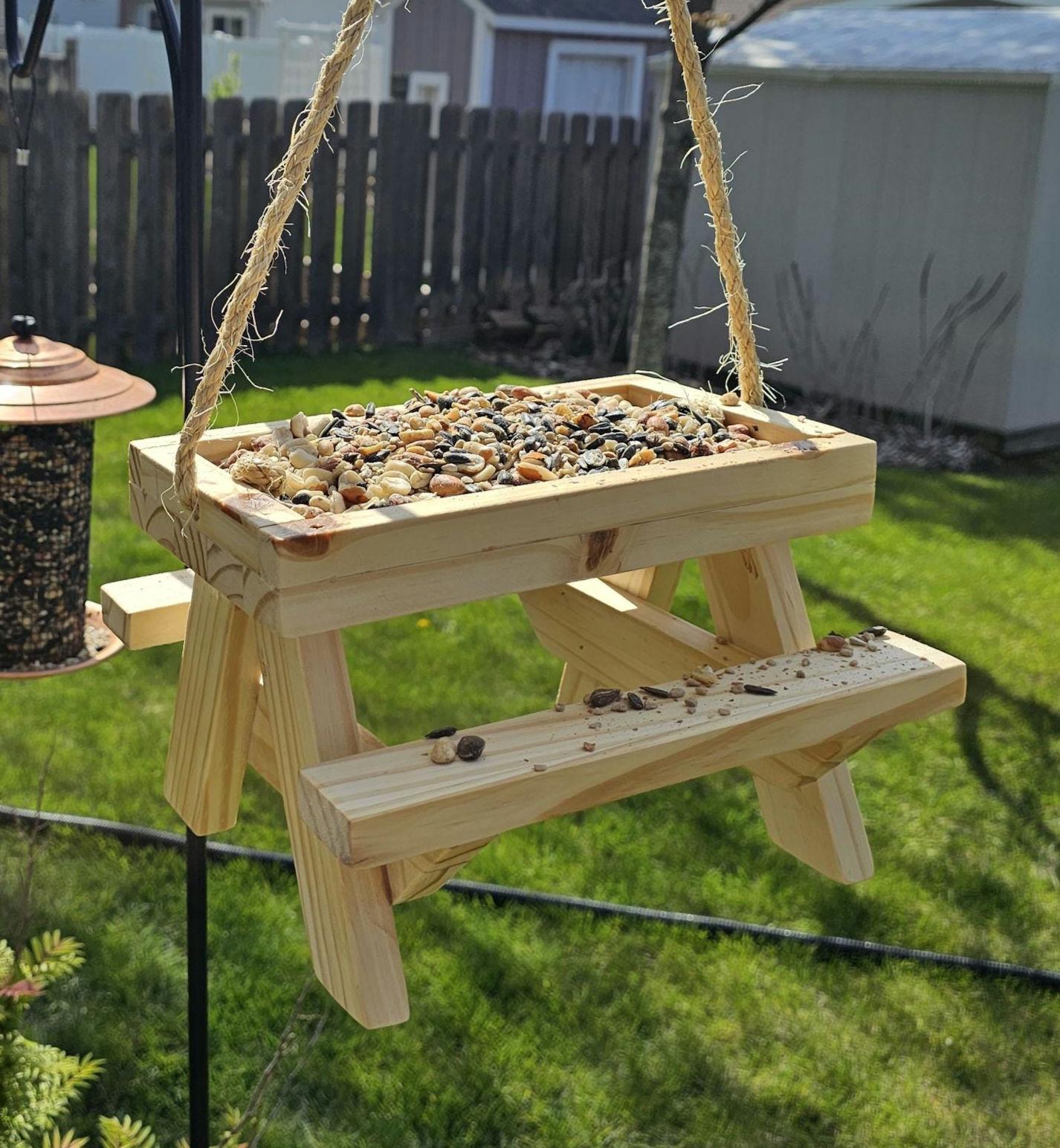 Picnic Table Bird Feeder - Etsy