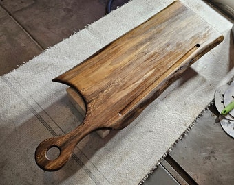 Live edge charcuterie / serveerplank